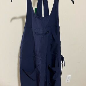 HALARA Navy Blue Breezeful dress with biker shorts